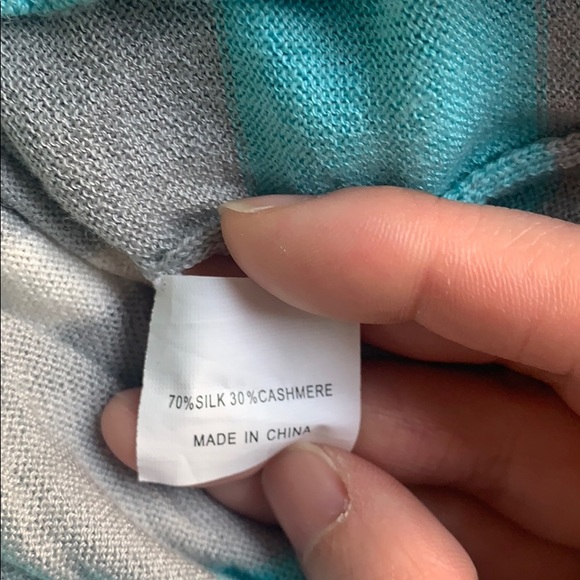 Equipment silk and cashmere cardigan - Picture 4 of 5